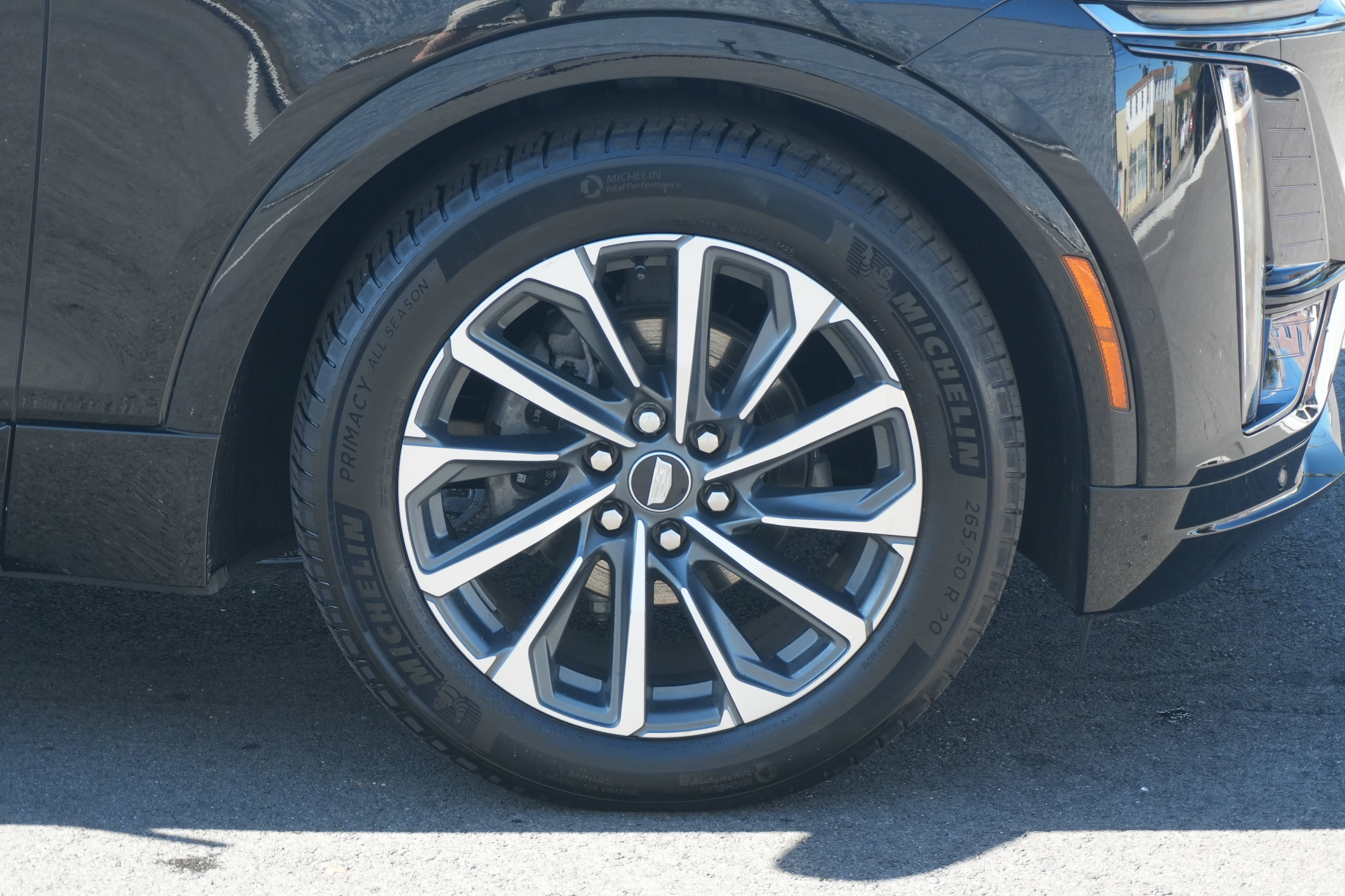 Used 2024 Cadillac Lyriq Sport AWD/4WD image 12