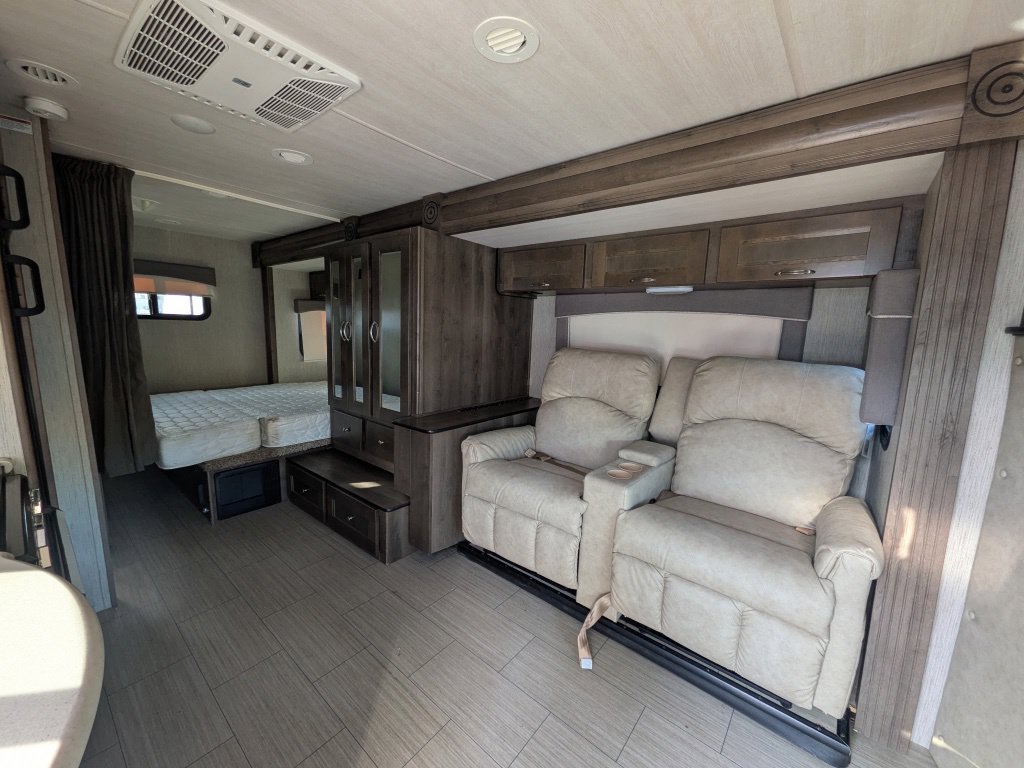 Used 2018 Ford E-350 and Econoline 350 Super Duty w/ Motorhome Prep Package RWD image 14