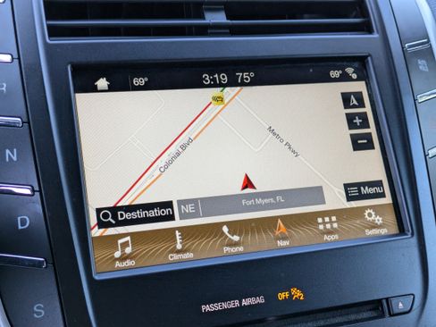 Used 2018 Lincoln MKC Select w/ Select Plus Package image 33