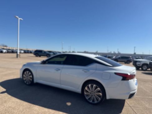 Certified 2023 Nissan Altima 2.5 SL image 10