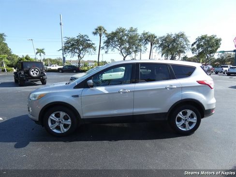 Used 2015 Ford Escape SE FWD image 10