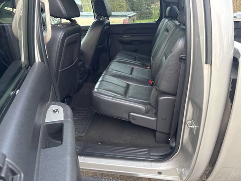 Used 2008 Chevrolet Silverado 1500 LT w/ Towing Package image 14