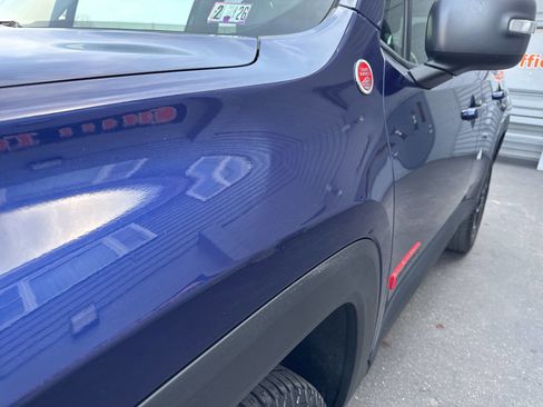 Used 2016 Jeep Renegade Trailhawk w/ Cold Weather Group image 9