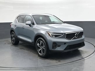 Used 2023 Volvo XC40 B4 Plus video 2