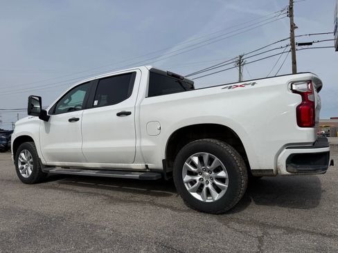 Used 2020 Chevrolet Silverado 1500 Custom w/ Custom Max Trailering Package image 5