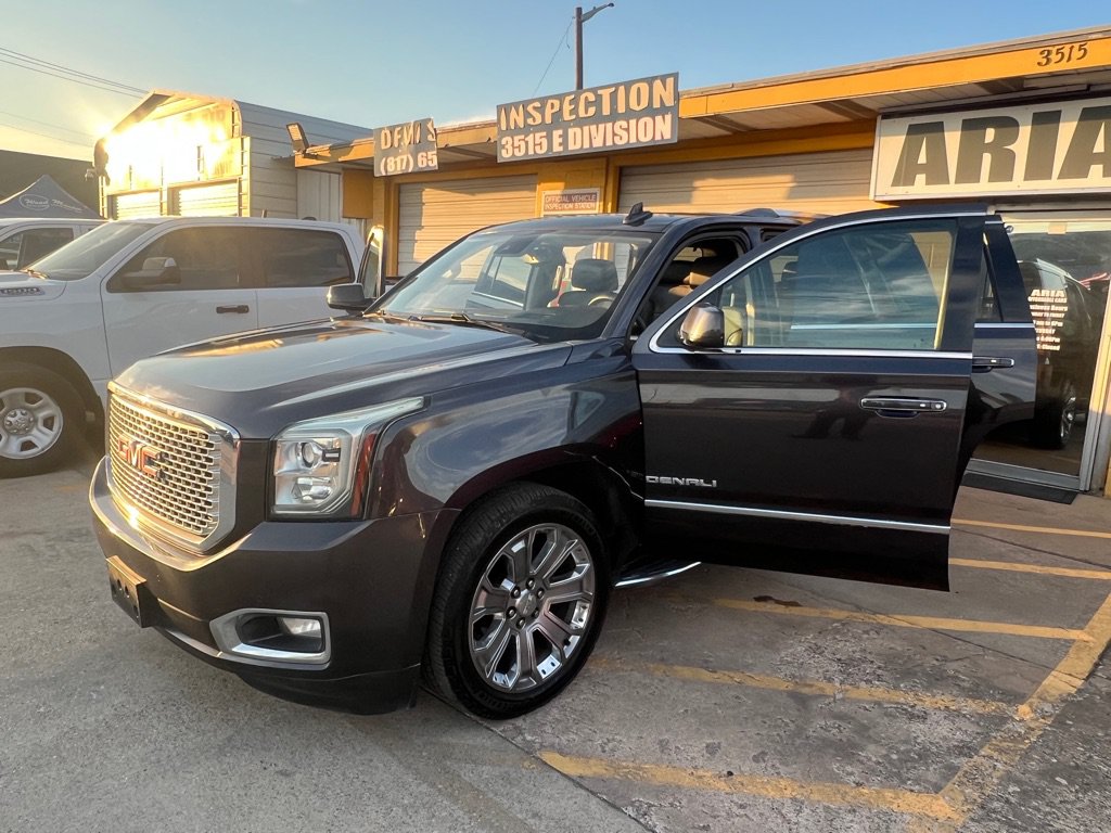Used 2016 GMC Yukon Denali RWD image 9