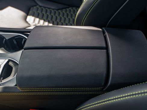 Used 2022 Lamborghini Urus image 29