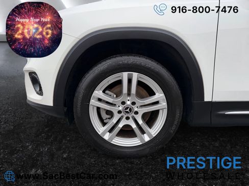 Used 2020 Mercedes-Benz GLB 250 4MATIC w/ Premium Package image 26