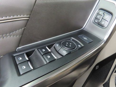 Used 2025 Ford F350 Platinum w/ Platinum Plus Package image 77