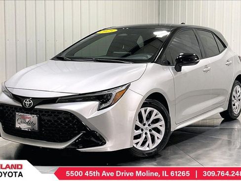 Used 2025 Toyota Corolla SE FWD image 1