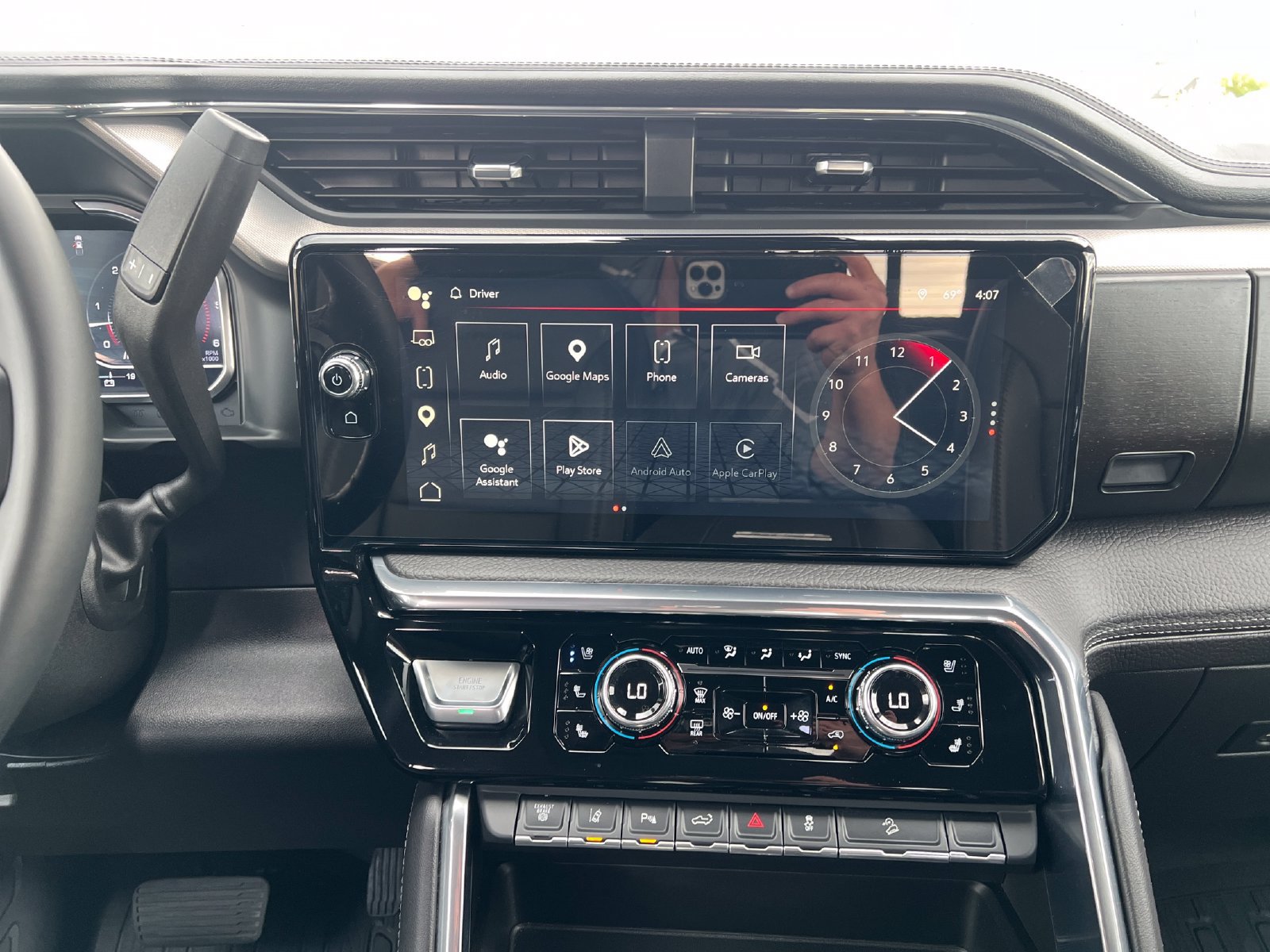 Used 2024 GMC Sierra 3500 Denali w/ Denali Reserve Package AWD/4WD image 19