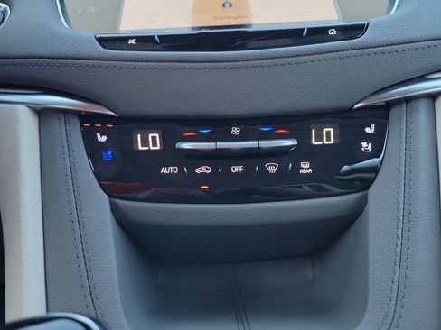 Used 2026 Cadillac XT5 Premium Luxury w/ Driver Assist Package FWD image 18