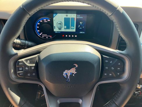 Used 2024 Ford Bronco Wildtrak AWD/4WD image 15