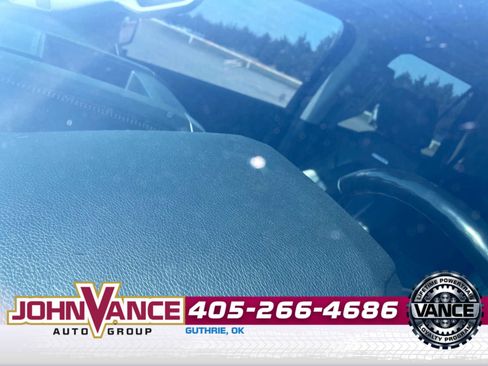 Used 2018 Ford Expedition Platinum image 15