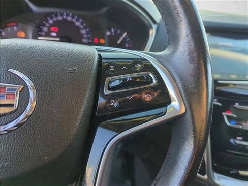 Used 2015 Cadillac SRX FWD image 16