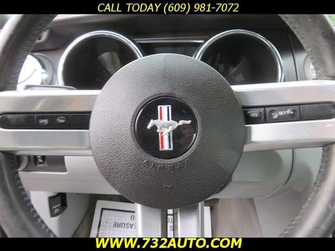 Used 2007 Ford Mustang Premium RWD image 21