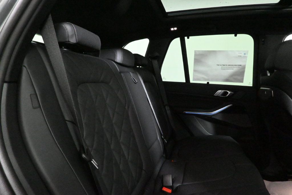 Used 2026 BMW X5 xDrive50e w/ M Sport Package AWD/4WD image 37