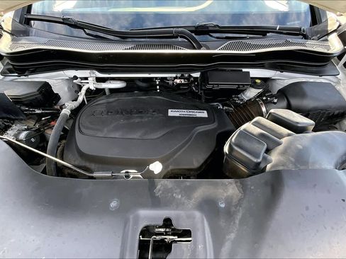 Used 2020 Honda Pilot Touring image 30