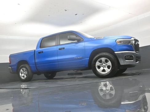 New 2026 RAM 1500 4x4 Crew Cab image 38
