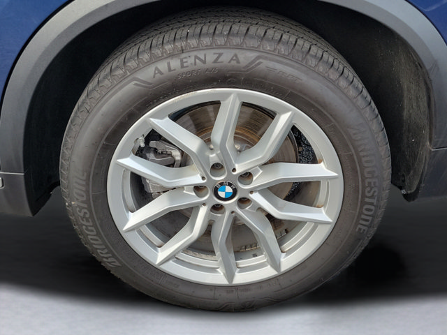 Used 2023 BMW X5 xDrive40i w/ Premium Package AWD/4WD image 10