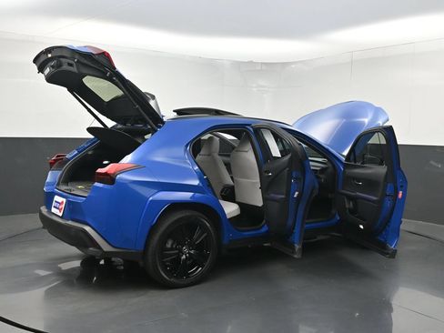Used 2021 Lexus UX 250h w/ Premium Package AWD/4WD image 38