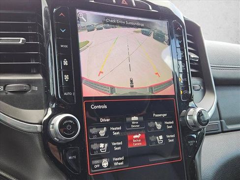 Used 2020 RAM 1500 Laramie AWD/4WD image 14
