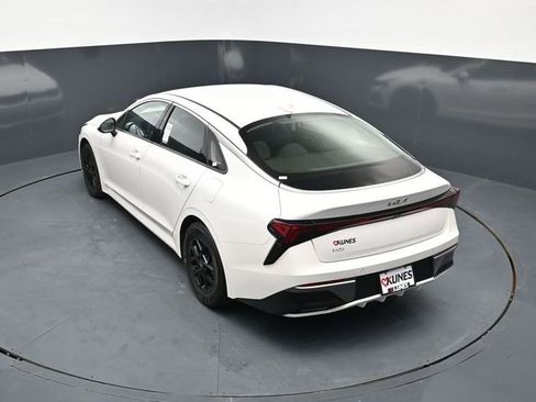 Used 2025 Kia K5 LXS image 38