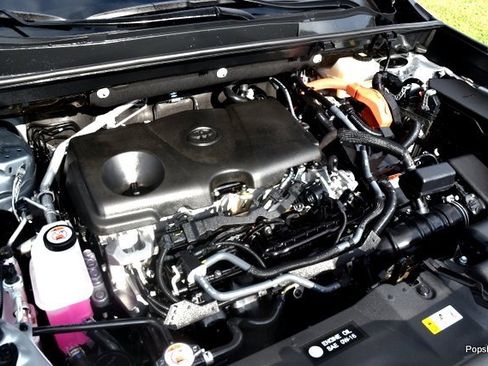 Used 2024 Toyota RAV4 XSE image 6