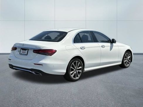 Used 2021 Mercedes-Benz E 450 4MATIC Sedan image 3