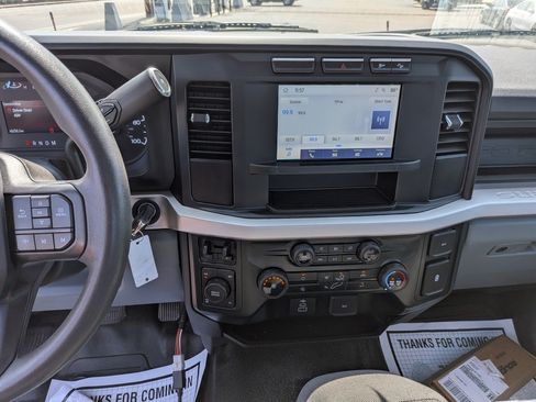 Used 2023 Ford F350 XL w/ FX4 Off-Road Package AWD/4WD image 18