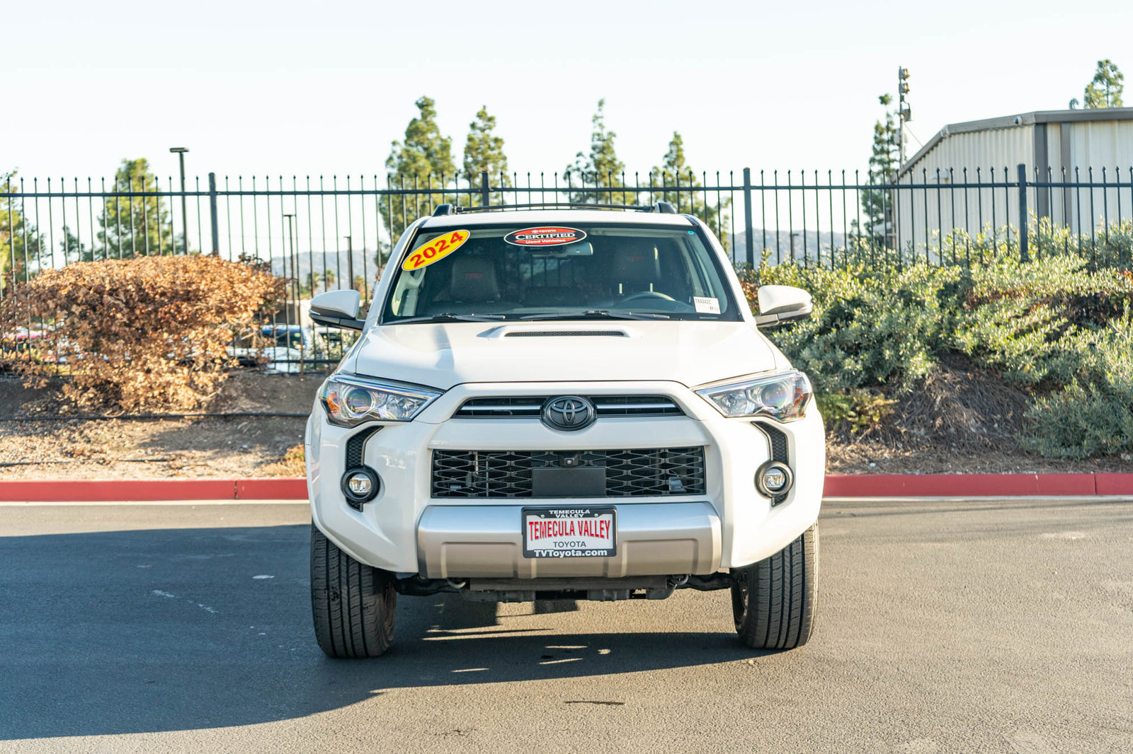 Certified 2024 Toyota 4Runner TRD Off-Road Premium w/ Off Road Premium Plus Package AWD/4WD image 2