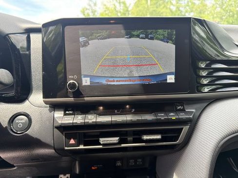 Used 2026 Toyota Camry SE w/ Convenience Package FWD image 33
