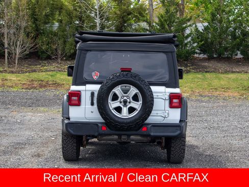 Used 2019 Jeep Wrangler Sport AWD/4WD image 7