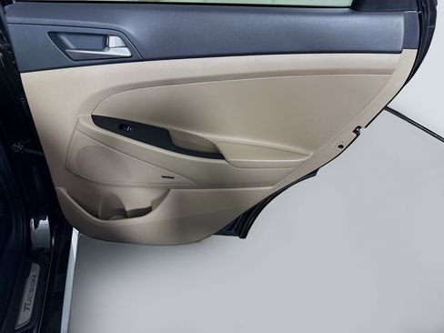 Used 2021 Hyundai Tucson Limited FWD image 28