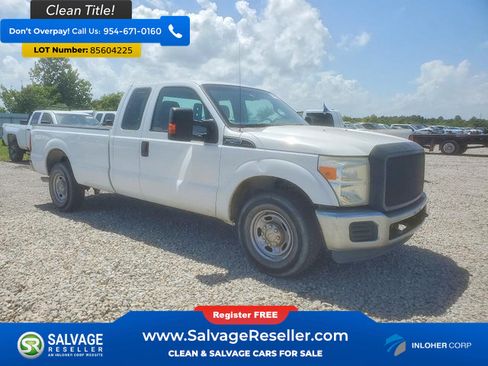 Used 2014 Ford F250 XL w/ Power Equipment Group RWD image 5