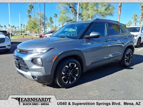 Used 2021 Chevrolet TrailBlazer LT w/ Convenience Package image 1