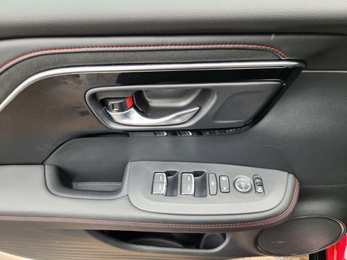 Certified 2025 Acura ADX A-Spec image 17