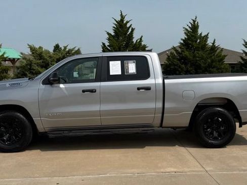 Used 2023 RAM 1500 Lone Star AWD/4WD image 3