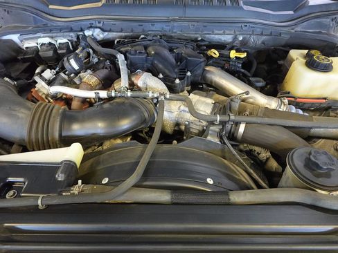 Used 2019 Ford F550 4x4 Regular Cab Super Duty image 21
