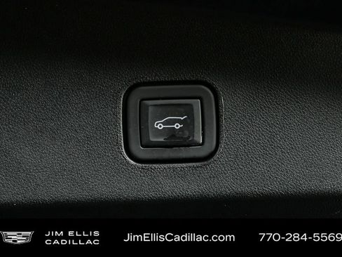 Certified 2024 Cadillac Lyriq Luxury w/ Nappa Leather Package image 34