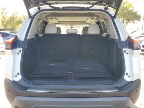 Certified 2023 Nissan Rogue SV w/ SV Premium B Package image 9