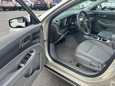 Used 2016 Chevrolet Malibu LS w/ Protection Package image 7