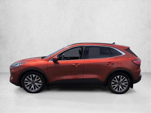 Used 2020 Ford Escape Titanium FWD image 5