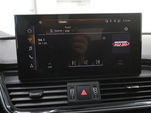 Used 2024 Audi Q5 2.0T Premium Plus AWD/4WD image 11