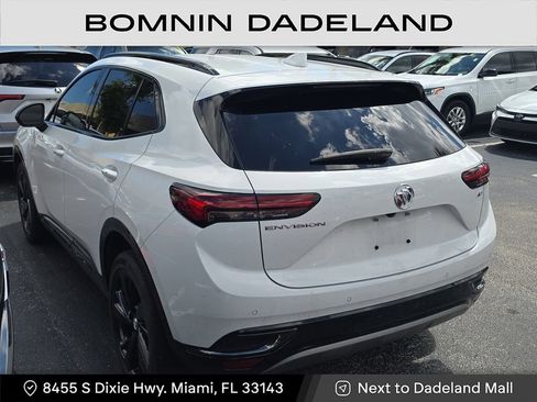 Used 2022 Buick Envision Preferred w/ Sport Touring Package image 3