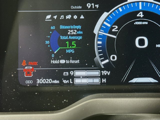 Used 2023 Toyota Sequoia Capstone AWD/4WD image 16