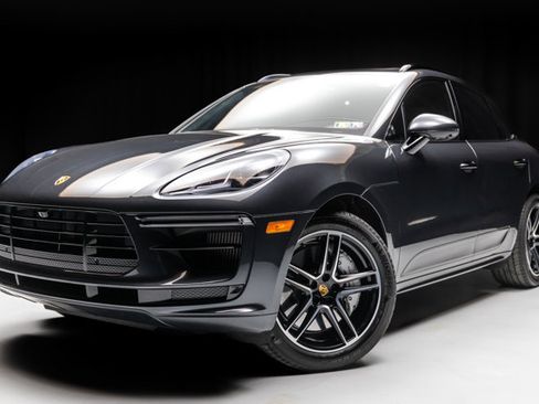 Used 2021 Porsche Macan Turbo w/ Premium Package Plus (PF0) AWD/4WD image 19