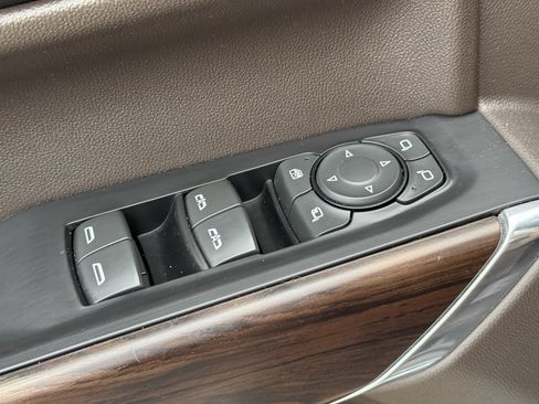 Used 2019 GMC Sierra 1500 SLT image 25