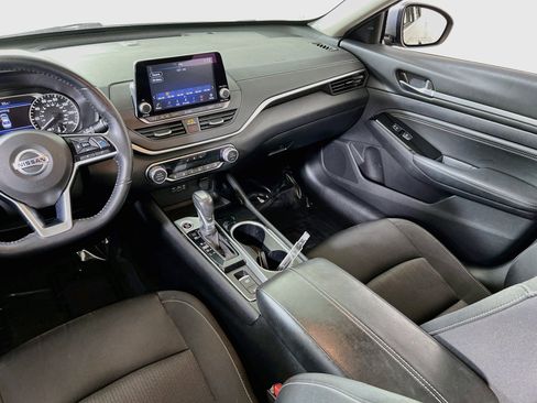 Used 2020 Nissan Altima 2.5 SV image 23