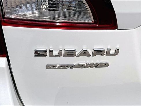 Used 2019 Subaru Outback 3.6R Touring AWD/4WD image 33